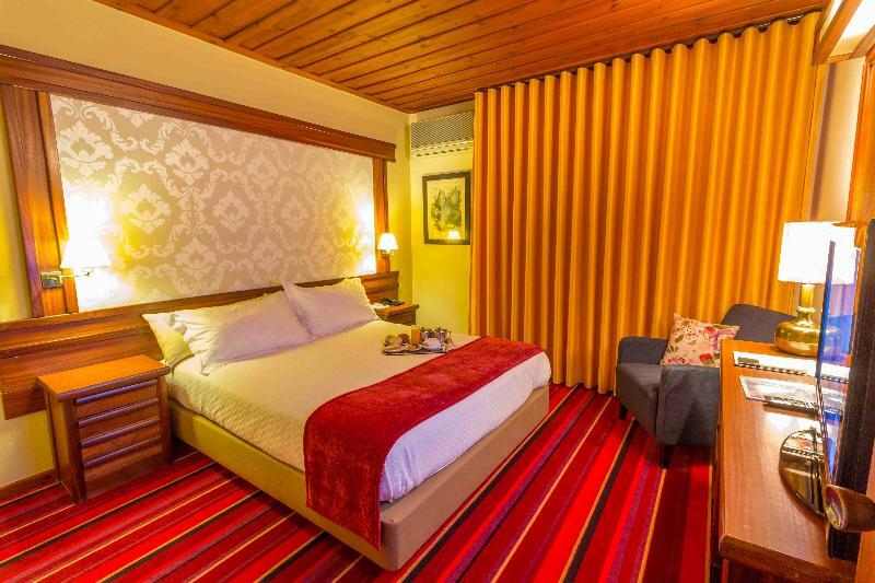 Hotel Eurosol Seia Camelo Eksteriør billede